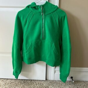 Kelly green lululemon scuba hoodie
